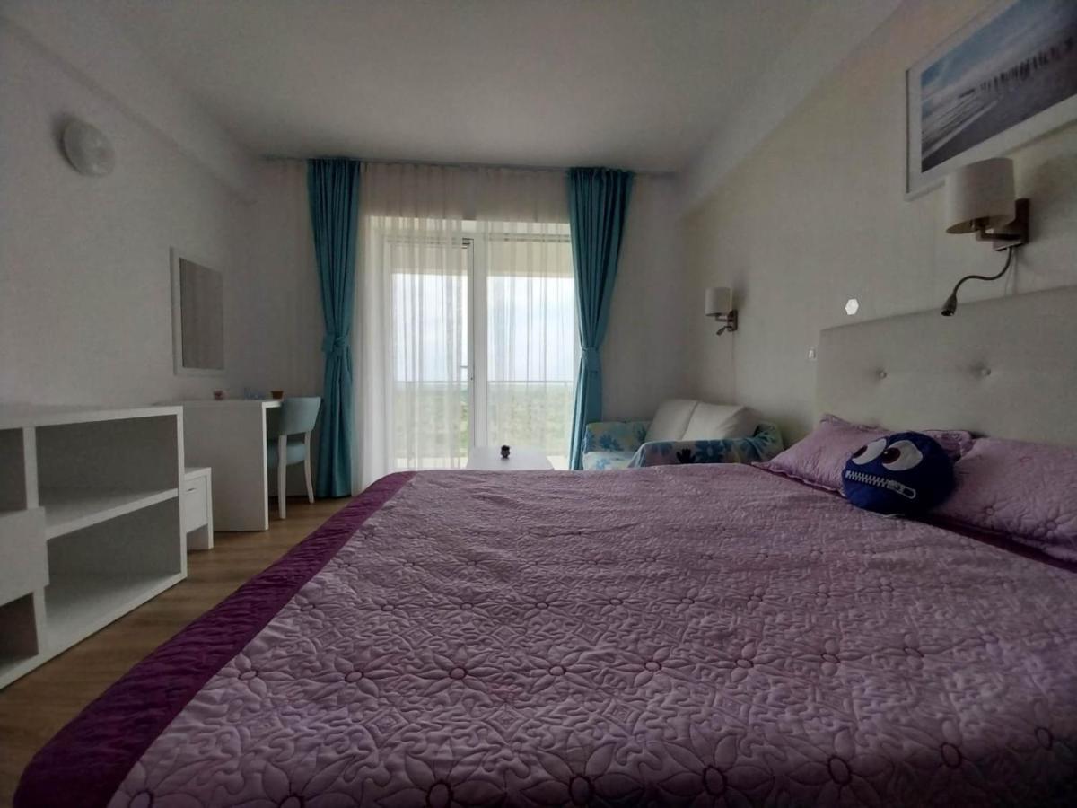 Blaxy Resort Stefi Cu Acces La Piscine Gratuit Douăzeci şi Trei August Eksteriør billede