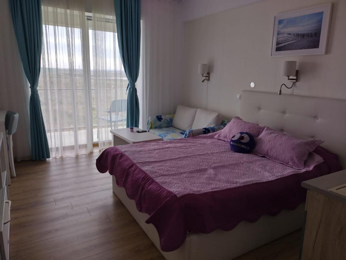 Blaxy Resort Stefi Cu Acces La Piscine Gratuit Douăzeci şi Trei August Eksteriør billede